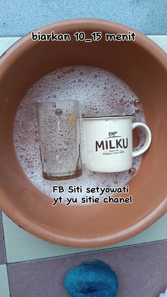 Lebih aman tanpa sitrun dan cairan pemutih, ini trik cuci gelas kusam cuma dengan 2 bahan dapur