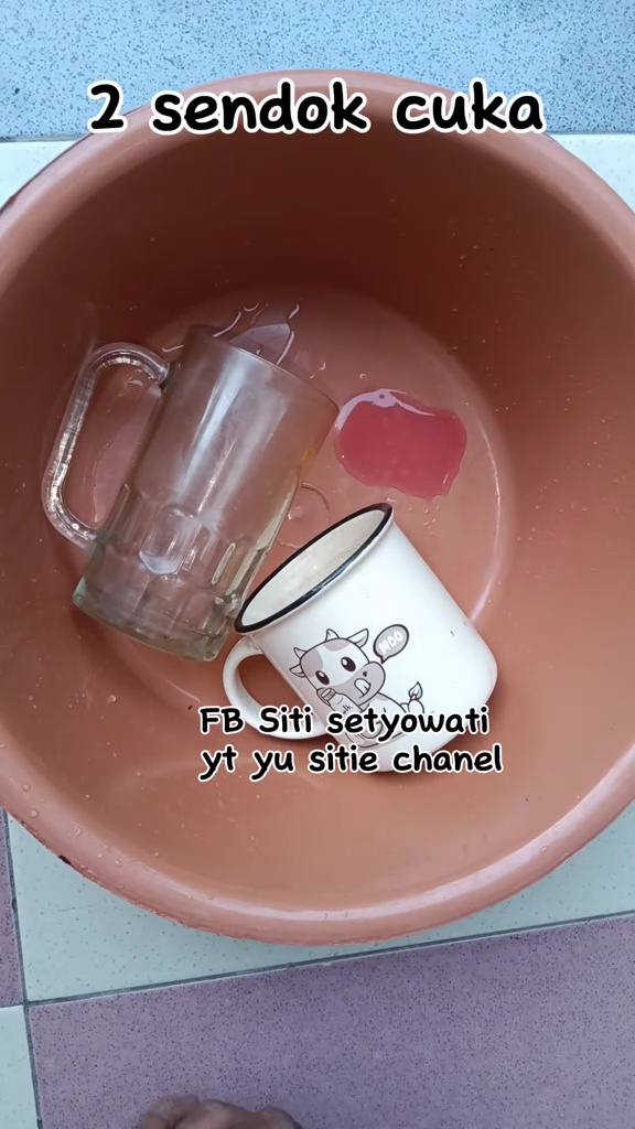 Lebih aman tanpa sitrun dan cairan pemutih, ini trik cuci gelas kusam cuma dengan 2 bahan dapur