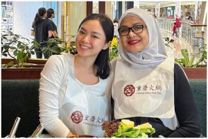 7 Potret Betharia Sonata bareng putri cantiknya Nabila Dozan yang jarang muncul di depan publik