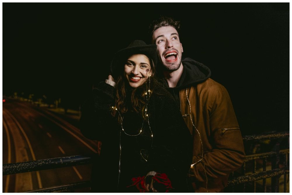 100 Kata-kata gombalan maut di malam hari, membuat hati berbunga-bunga