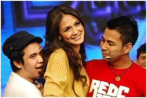 7 Potret kebersamaan host Dahsyat bareng keluarga, Raffi Ahmad selalu jadi sorotan publik