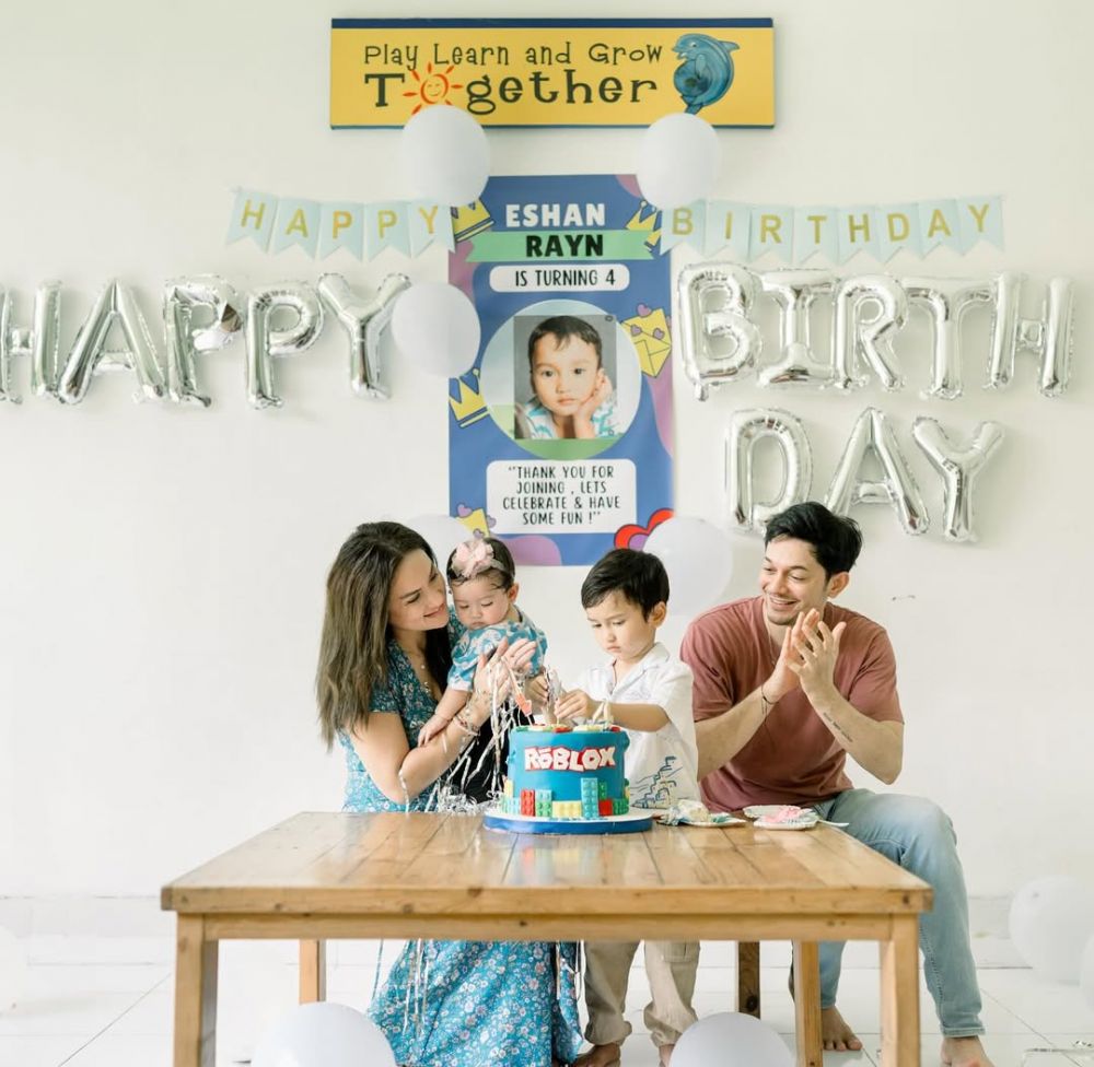 Andrew Andika berencana segera menikah di tahun 2025, begini tanggapan santai Tengku Dewi Putri