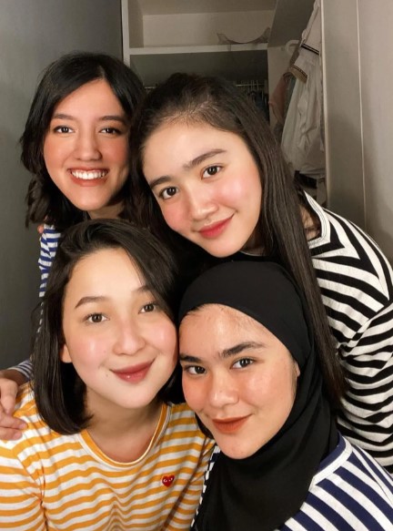 11 Potret kebersamaan anggota Blink dulu hingga kini, tetap kompak meski sudah jalan masing-masing