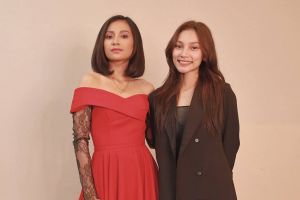 Beda nasib dengan kakaknya, ini 11 potret Indah Permatasari bareng Sinta Mutiara, sibling goals