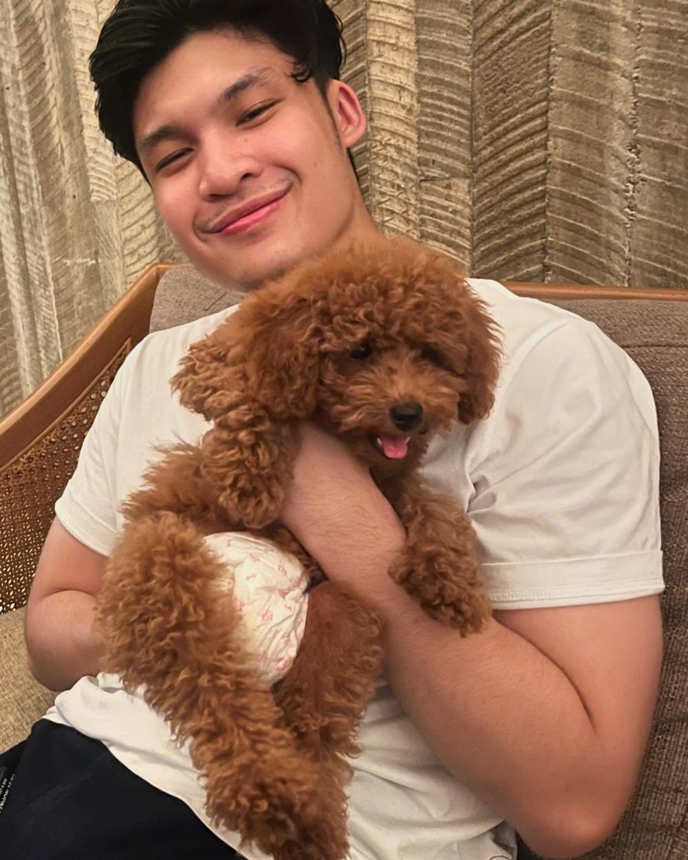 Dikira pacar padahal anak, ini 9 pesona Pasha Mahindra usianya terpaut 27 tahun dengan Indira Soediro