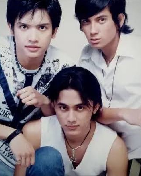 Artis era 2000-an ini pernah jadi sopir untuk menyambung hidup, sempat jabat bupati, 9 potret lawasnya