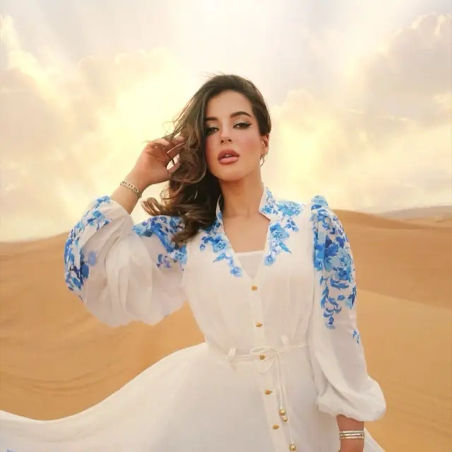 Penampakan tas mewah yang ditenteng Tasya Farasya di Dubai, biar kecil, harganya ditaksir Rp500 juta