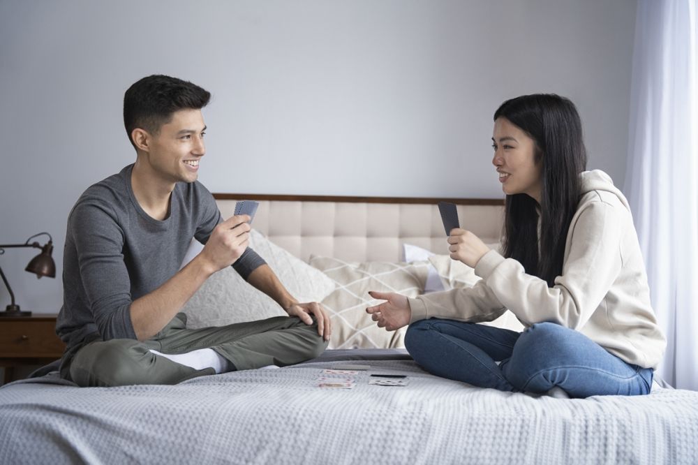 100 Kata-kata gombalan maut kenapa, halus dan menyentuh