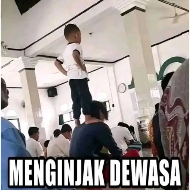 12 Meme lucu diartikan apa adanya ini recehnya level dewa, bikin pengin ketawa ngikik