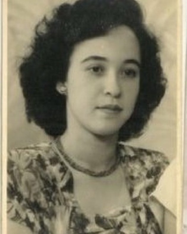 Cantiknya memesona natural banget, begini potret masa muda nenek 11 penyanyi