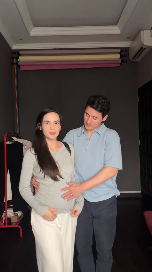 9 Potret Steffi Zamora cek kandungan ditemani Nino Fernandez, foto USG-nya bikin salfok