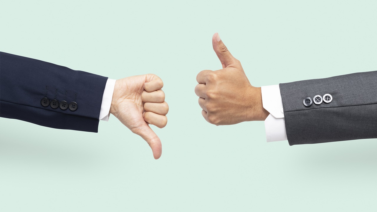 Apa yang dimaksud dengan norma? Pahami arti, jenis, fungsi, dan contohnya dalam kehidupan sehari-hari