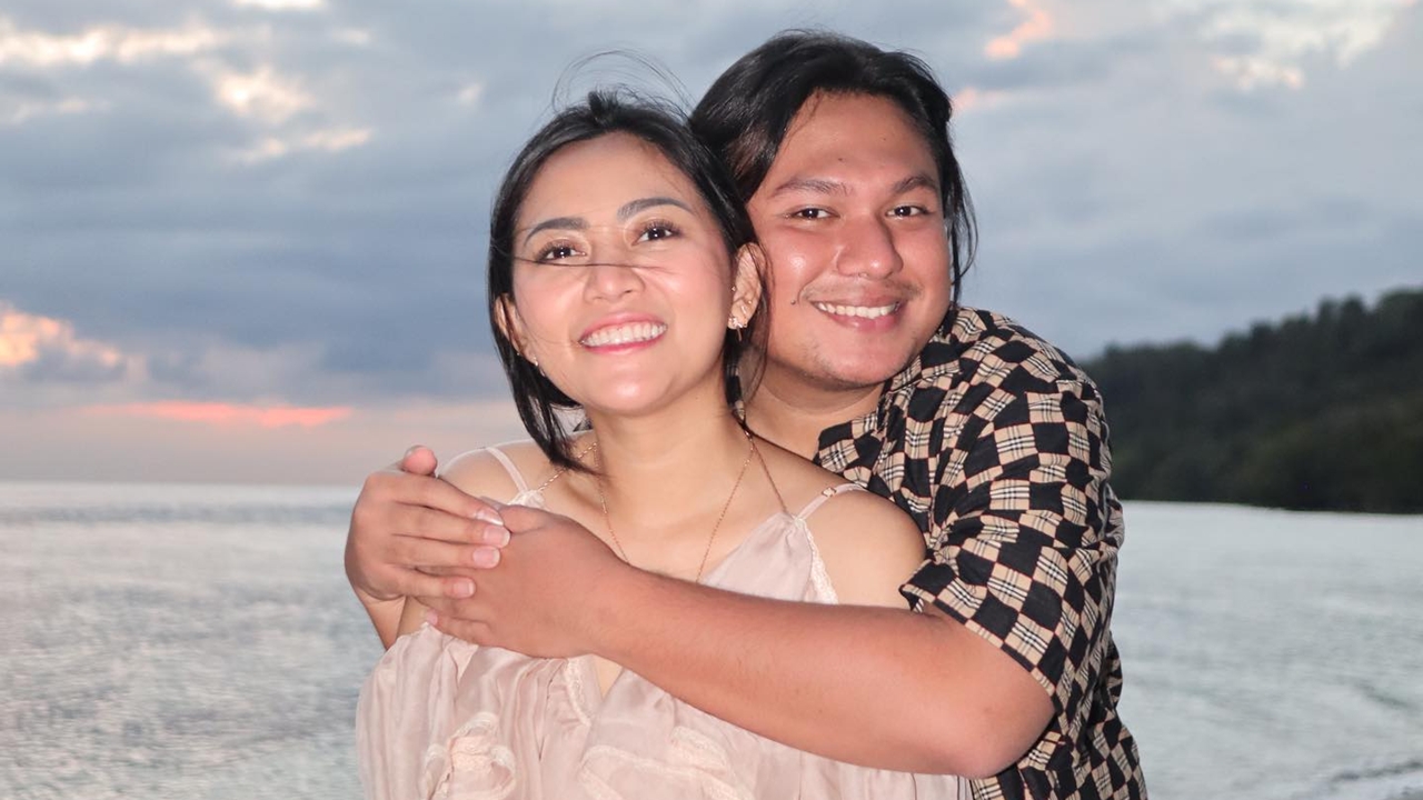 Sama-sama jadi influencer, begini 9 potret kebersamaan Keanu Agl dan Rachel Vennya, friendship goals