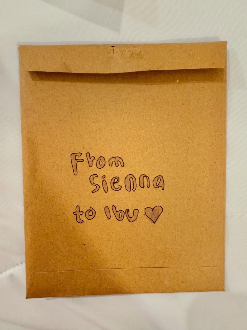 Kini tinggal bareng usai 11 tahun menanti, surat Sienna untuk Marshanda ini bikin haru