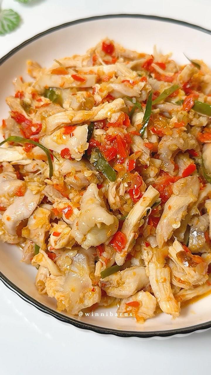 5 Resep ayam suwir praktis, cocok untuk ide bekal hingga santapan keluarga