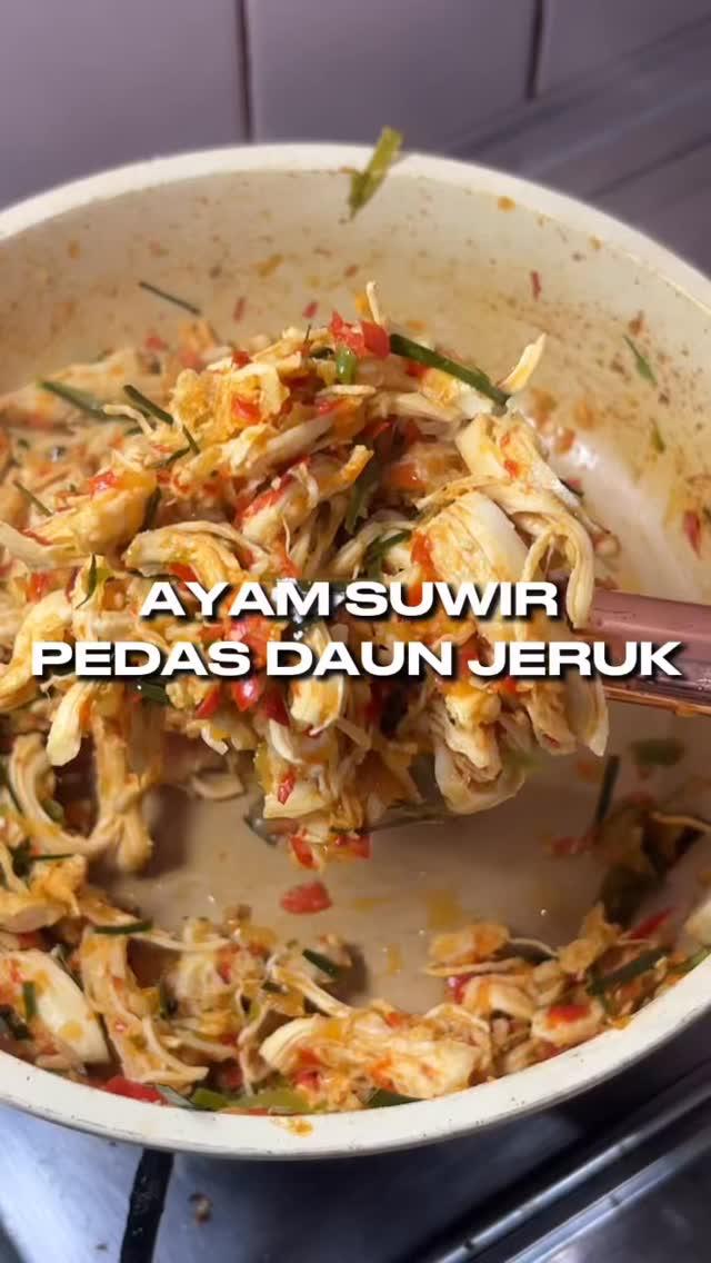 5 Resep ayam suwir praktis, cocok untuk ide bekal hingga santapan keluarga