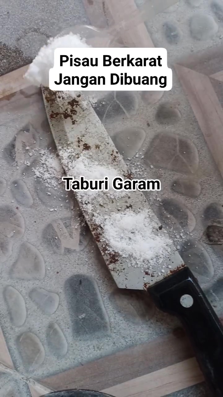 Auto bersih tanpa sabun, ini cara hilangkan karat tebal di pisau biar tajam lagi seperti baru