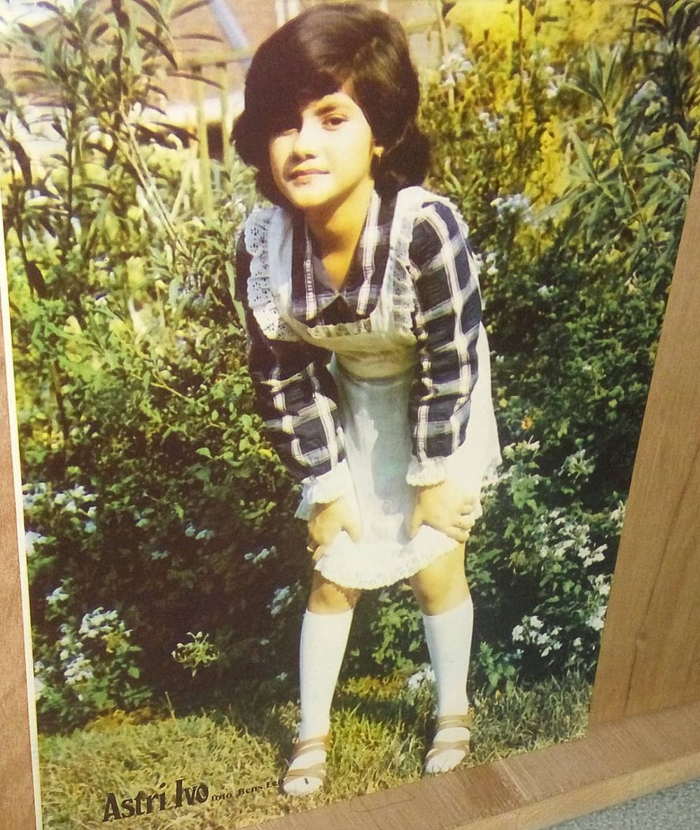 Artis cilik yang jadi lawan main Rano Karno ini sekarang jadi pendakwah, intip 9 potret lawasnya