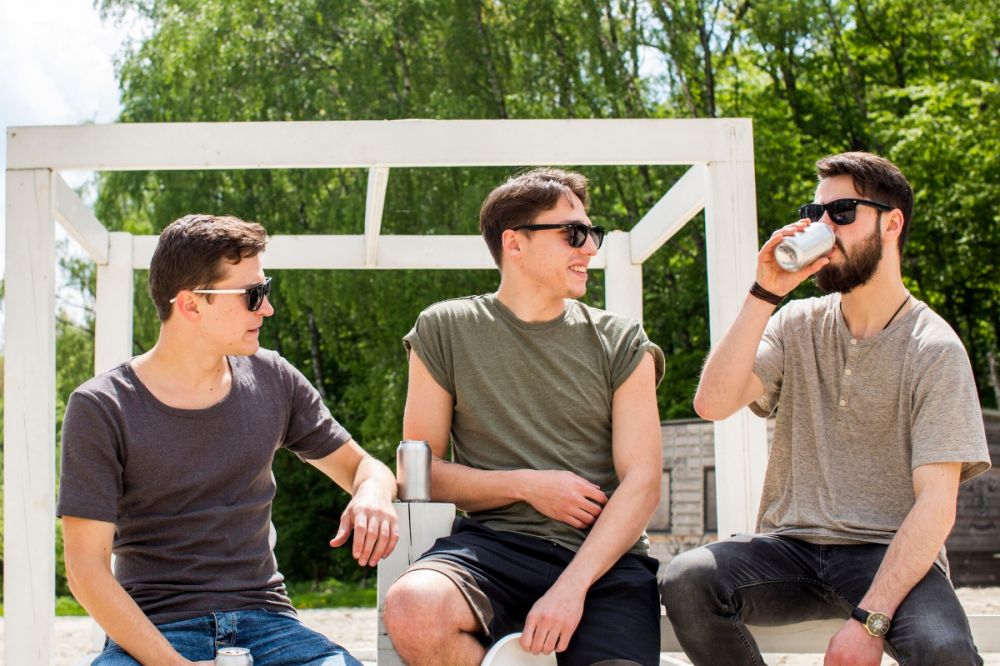 100 Kata-kata lucu buat teman gokil 2025, bikin ngakak dan tambah akrab