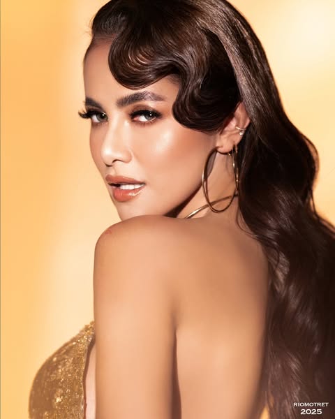 7 Potret Olla Ramlan tampil glamor di photoshoot terbaru, pamer body goals dalam gaun keemasan