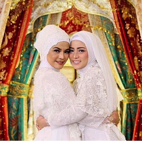 Dulu disuruh panggil tante, intip 11 potret kebersamaan Rachel Vennya dan ibunda dari dulu hingga kini