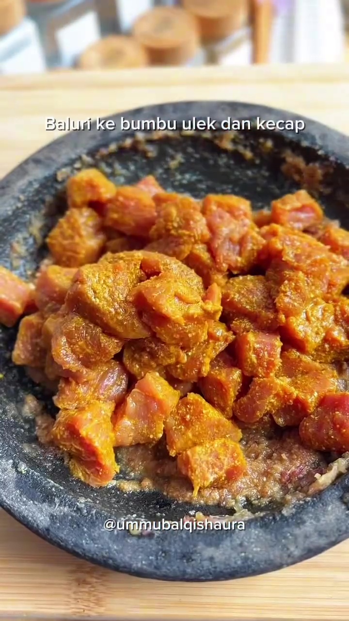 Tak cuma nanas dan pepaya, buah 1 ini juga ampuh bikin daging jadi empuk tanpa direbus dulu 