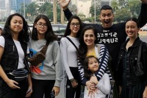 11 Potret kompak Tora Sudiro dan kelima anaknya, punya gaya parenting tak biasa