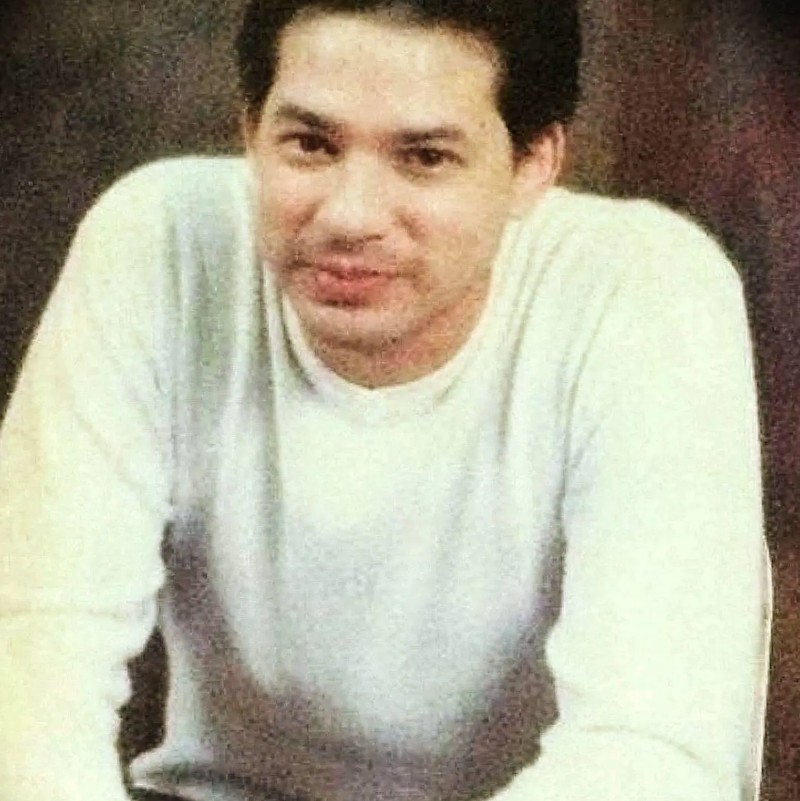 Pria gondrong di iklan permen era 90-an ini kini aktor top, 9 potret masa mudanya idola kaum hawa