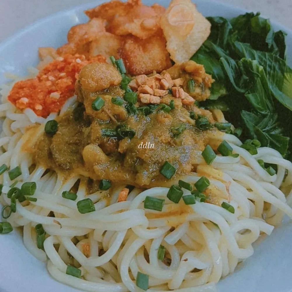 9 Resep mie ayam homemade gurih dan empuk, mudah dibuat sendiri di rumah