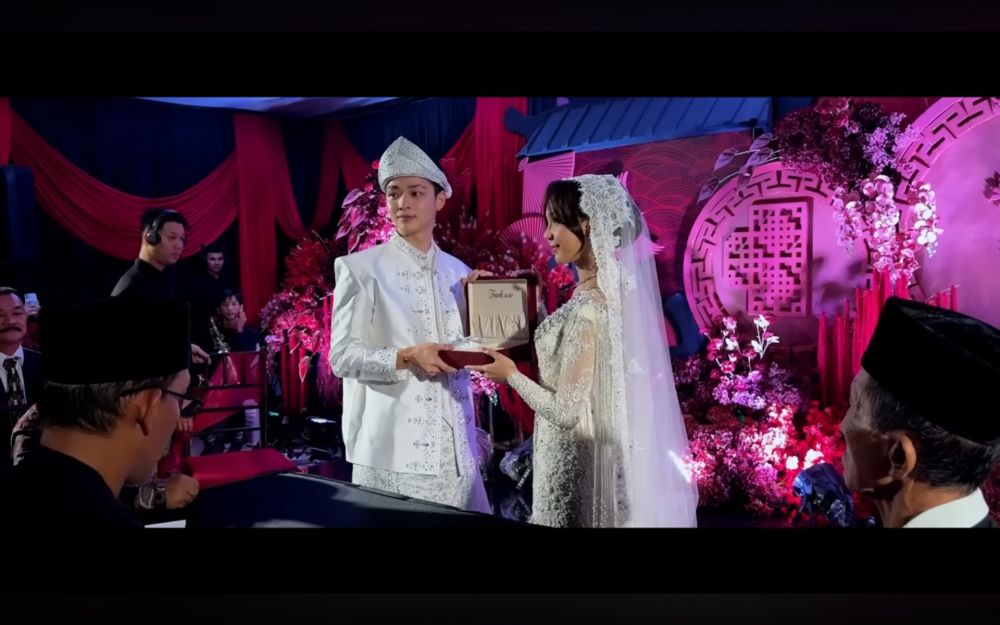 9 Potret pernikahan Meyden dan pacar mualafnya, sudah akad Agustus baru dipublish sekarang