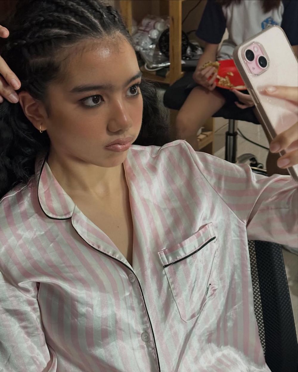 Ikuti jejak ibunda berkompetisi jadi gadis sampul, ini 9 potret Leticia Joseph putri Sheila Marcia