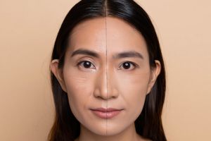 10 Produk makeup terbaik 2025 untuk menyamarkan kerutan bawah mata, wajah jadi tampak lebih muda