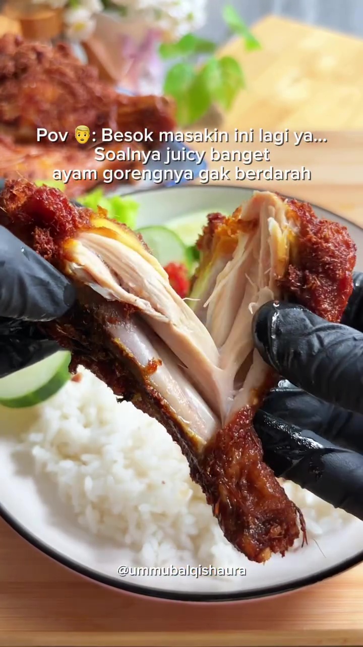 Wanita ini heran paha ayam malah berdarah tanpa henti saat digoreng, ternyata begini cara mengatasinya