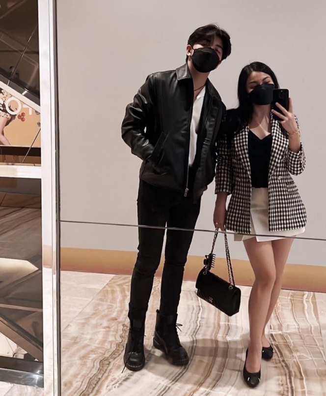 Dua saudara ini pernah jadi bintang iklan cilik, begini 9 potret kebersamaan Ariel Tatum dan adiknya