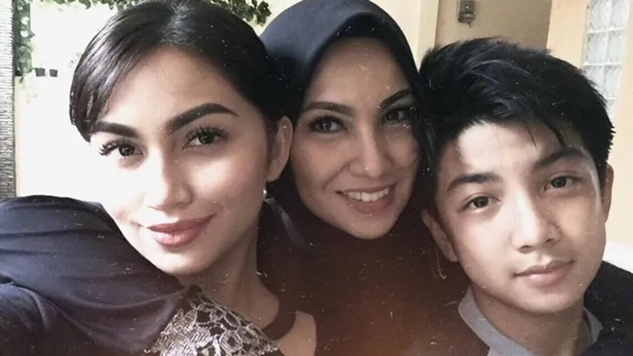 Dua saudara ini pernah jadi bintang iklan cilik, begini 9 potret kebersamaan Ariel Tatum dan adiknya
