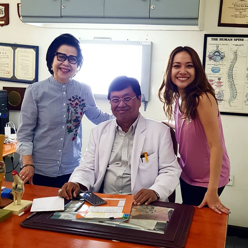 Punya ibu seorang dokter gigi, intip 11 potret Bunga Citra Lestari bareng ibunda yang selalu kompak