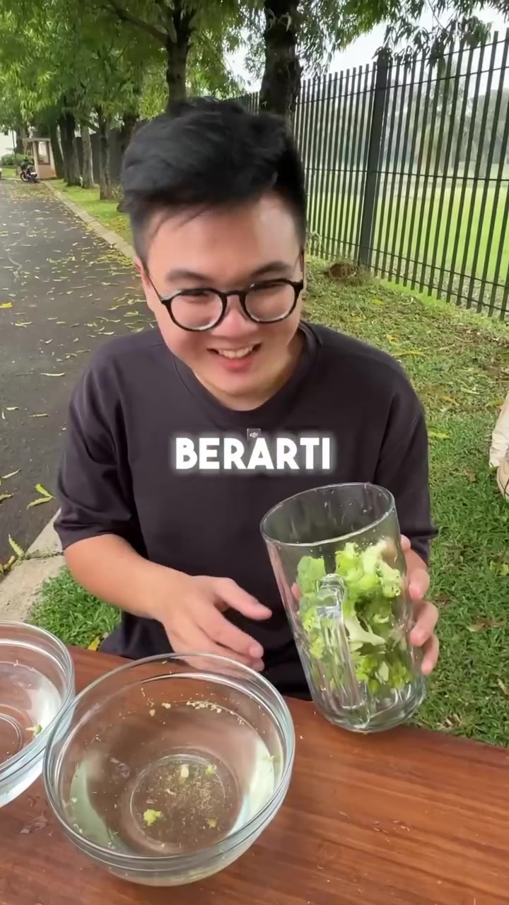 Pria ini bagikan cara ampuh cuci brokoli agar bebas ulat dan kotoran, kuncinya di 2 bahan dapur