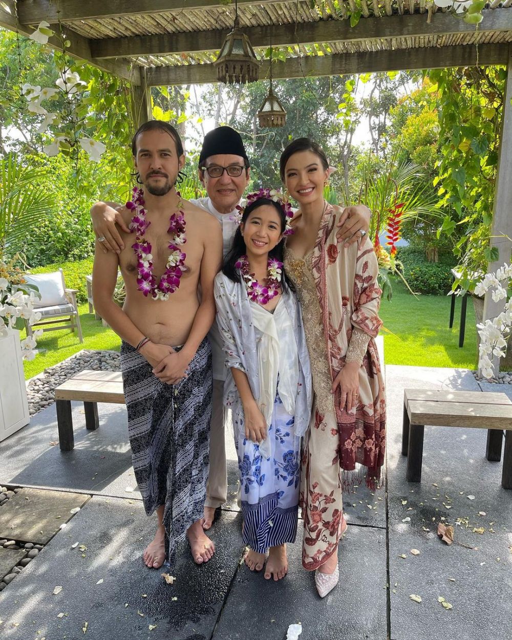 11 Potret kebersamaan Raline Shah dan ayahnya yang punya kerjaan mentereng, selalu kompak setiap momen