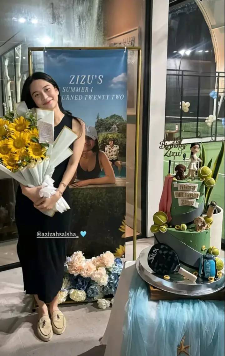 7 Potret Azizah Salsha rayakan ultah ke-22, dirangkul mesra Nadif Zahiruddin eks Anya Geraldine