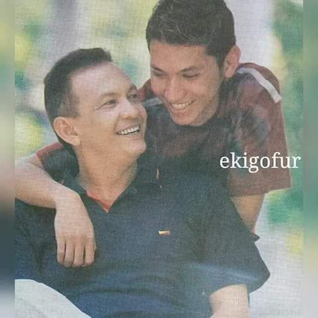 Ayah aktor top ini pernah bintangi iklan jamu kuat, intip 11 potret kebersamaannya dengan anak