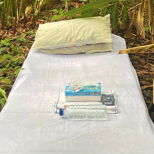 7 Potret lucu Semak-Semak House, penginapan 'bintang 5' bernuansa alam ini bikin ngakak warganet