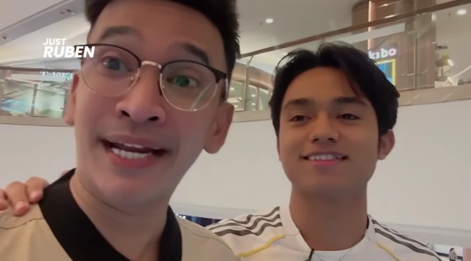 Cara Betrand Peto ingatkan Ruben Onsu salat, support penuh ayahnya meski beda agama