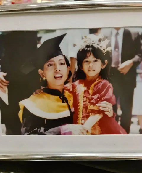 Bocah cilik ini gedenya pernah 'dijodohkan' dengan Nicholas Saputra, intip 9 potret transformasinya