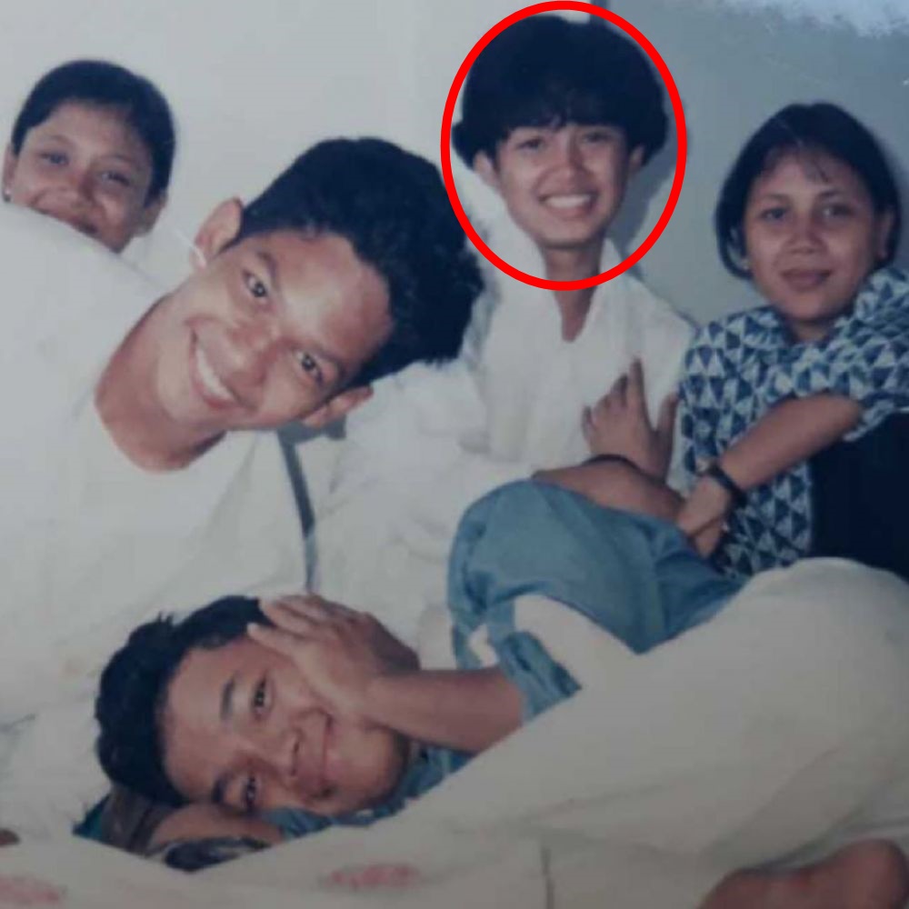 Jarang tersorot manglingi pol, intip potret lawas istri 8 presenter saat masih sekolah