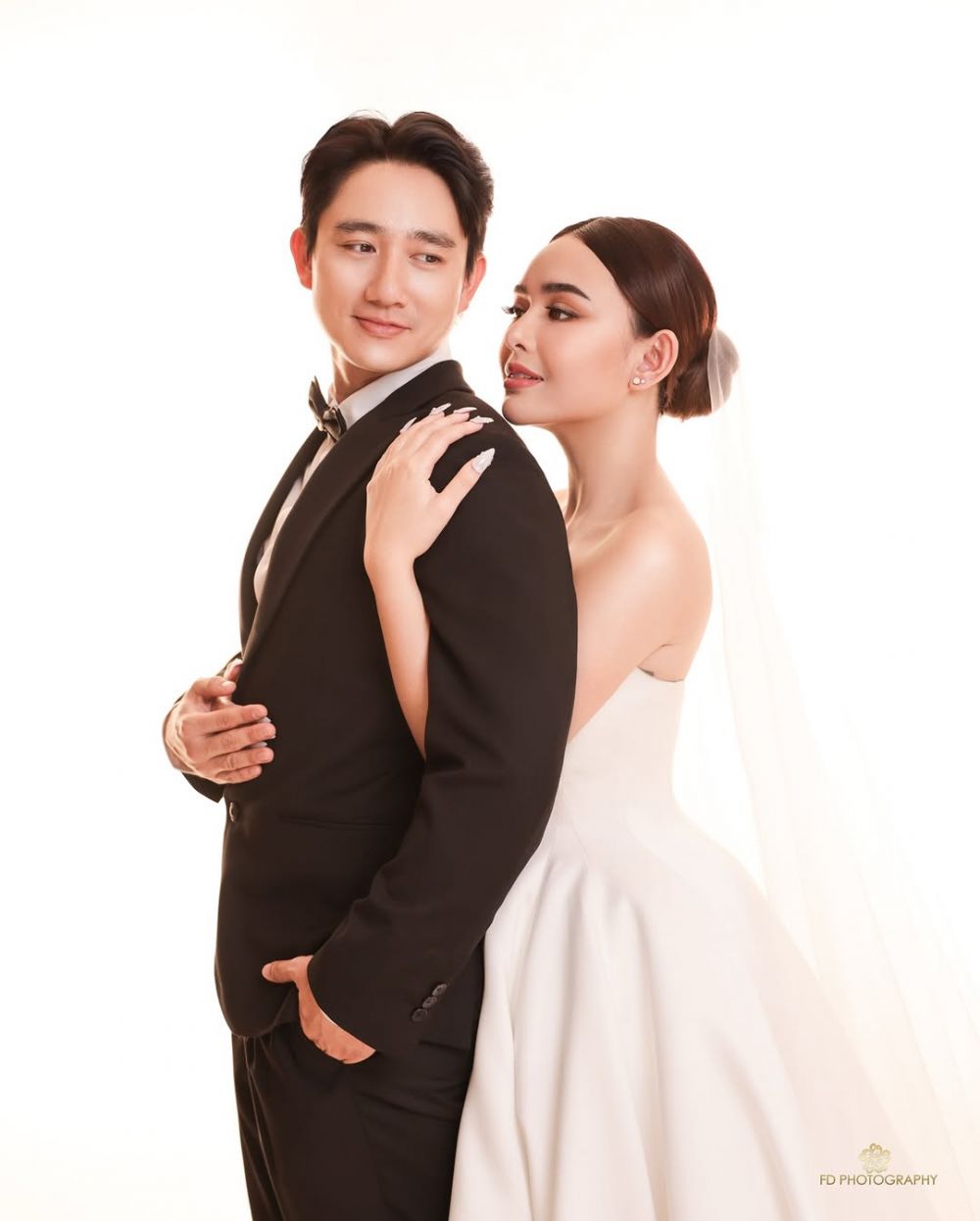 Amanda Manopo dan Kenny Austin segera menikah, ini 11 potret prewedding yang baru diungkap