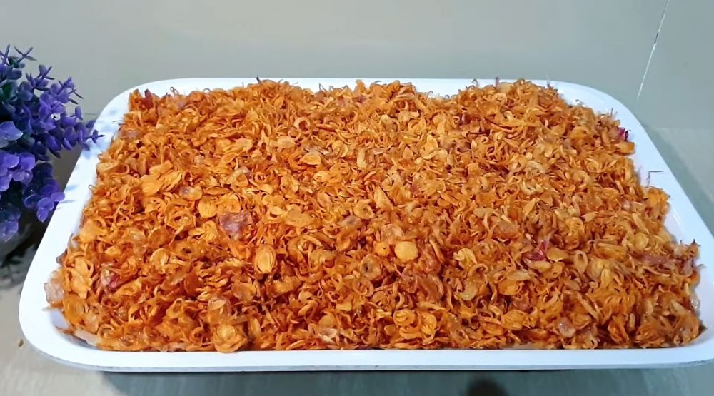 Bikin stok bawang goreng kriuk! Trik jitu biar renyah & awet berbulan-bulan tanpa tepung