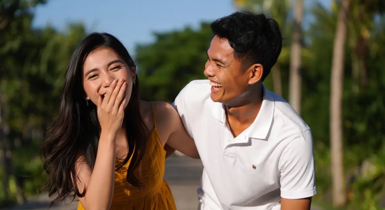 100 Gombalan lucu paling receh tapi manjur, cocok buat nembak gebetan dengan gaya santai