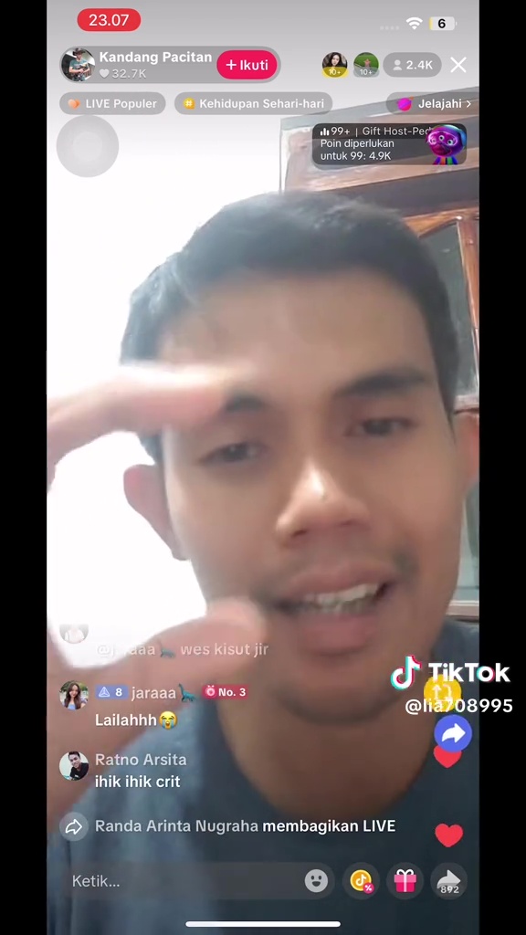 Kakek Tarman yang nikahi gadis 24 tahun kabur bawa motor istrinya, mahar cek Rp3 Miliar rupanya palsu