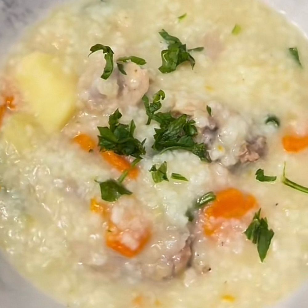 9 Resep bubur ayam lezat dan gurih, sarapan hangat yang bikin hari jadi semangat