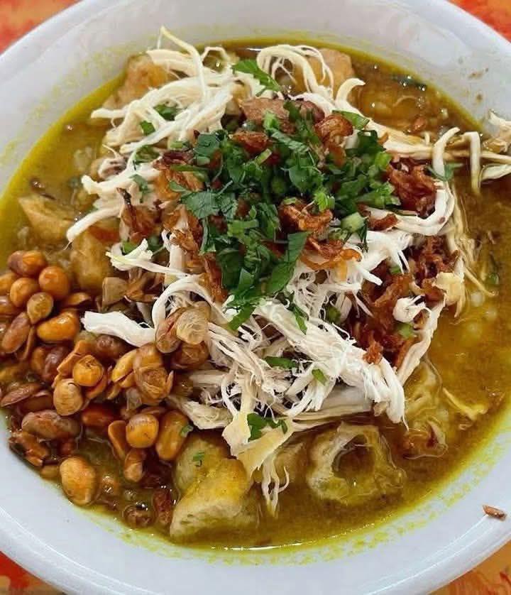 9 Resep bubur ayam lezat dan gurih, sarapan hangat yang bikin hari jadi semangat